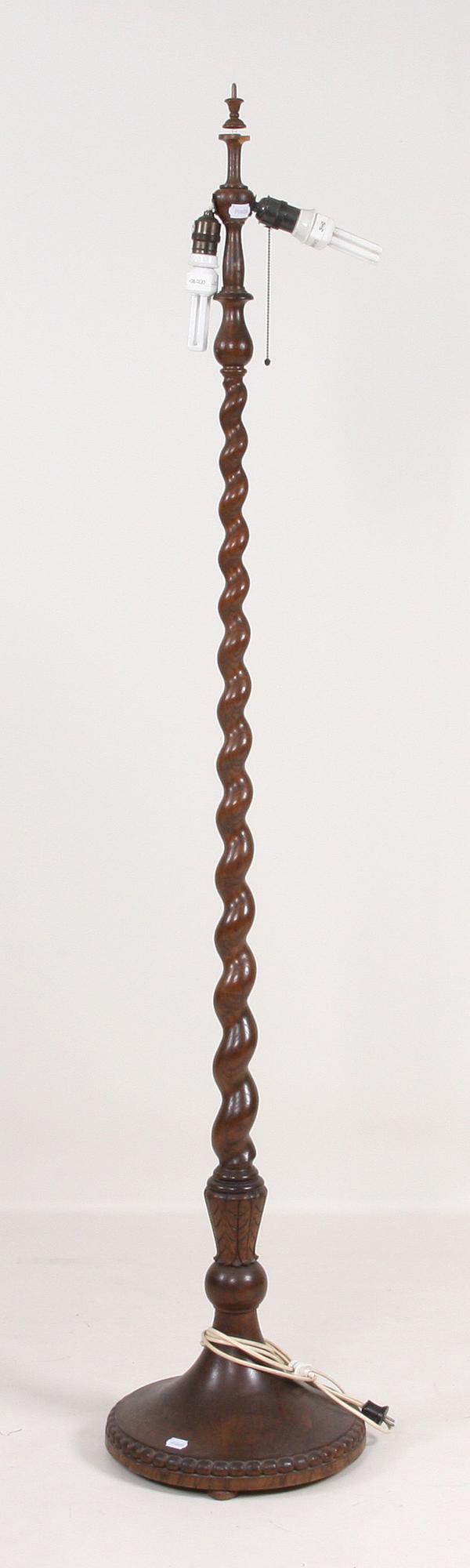 GOLVLAMPA, 1900-talets början.