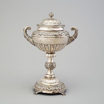 MAGNUS FRYBERG, a silver sugar bowl from Jönköping, 1839.