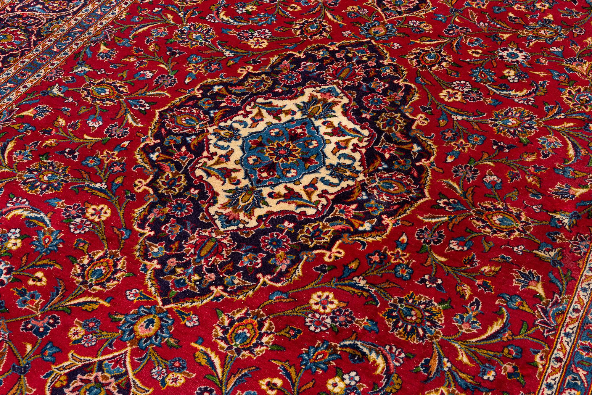 Carpet, Keshan, approx. 360 x 250 cm.