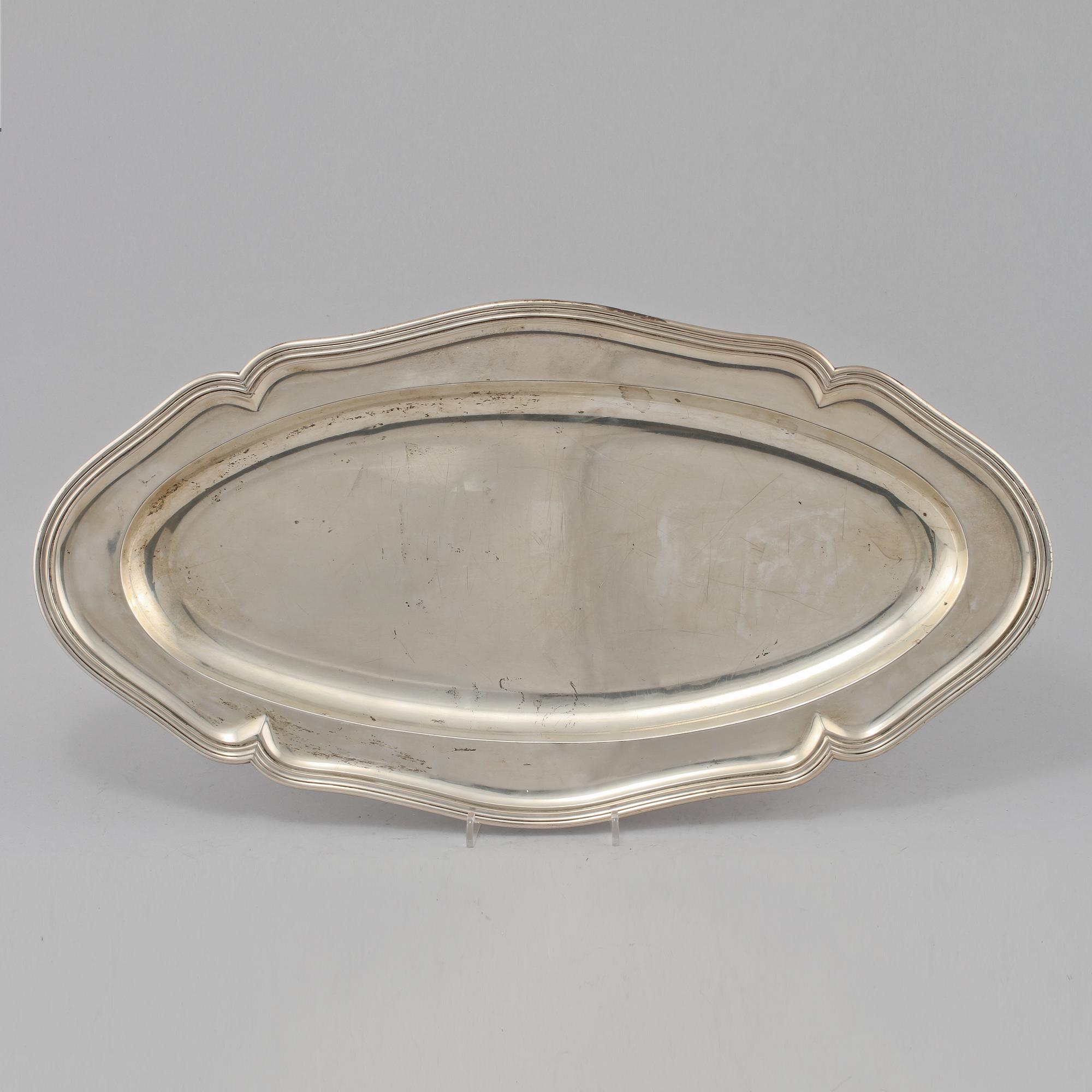 FAT, silver, August Thomsen, kontrollstämpel Christian F. Heise, Köpenhamn, Danmark, 1917. Vikt 1240 g.