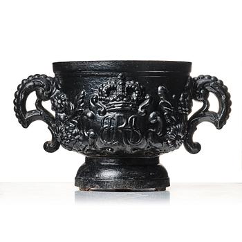 A Swedish cast iron garden urn, 19th century.