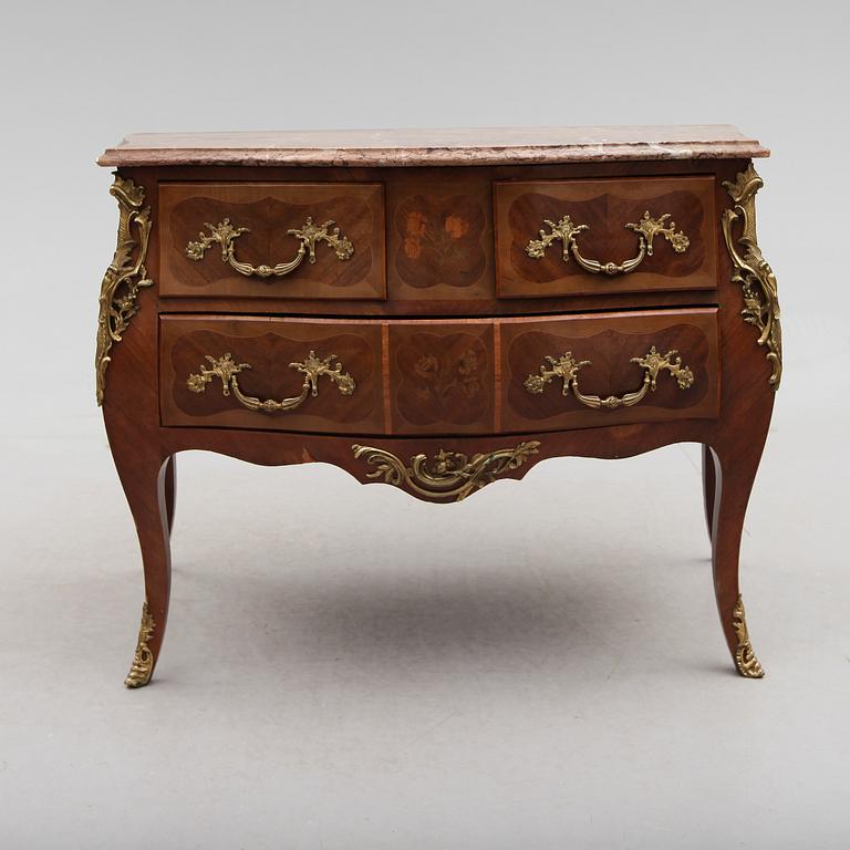 BYRÅ, rokokostil, Frankrike, omkring år 1900.