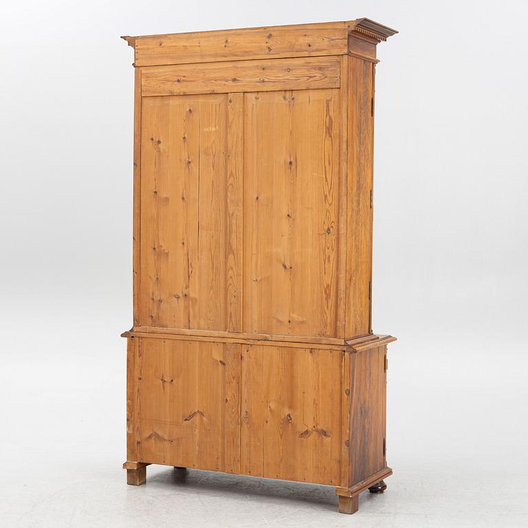 A Neo-Renaissance cabinet, late 19th Century.