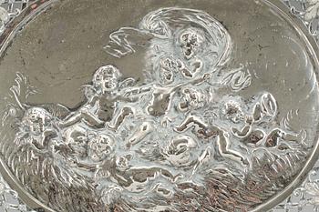 PRESENTERFAT, silver 830, Tyskland, 1800-tal. Ca 1000 gram.