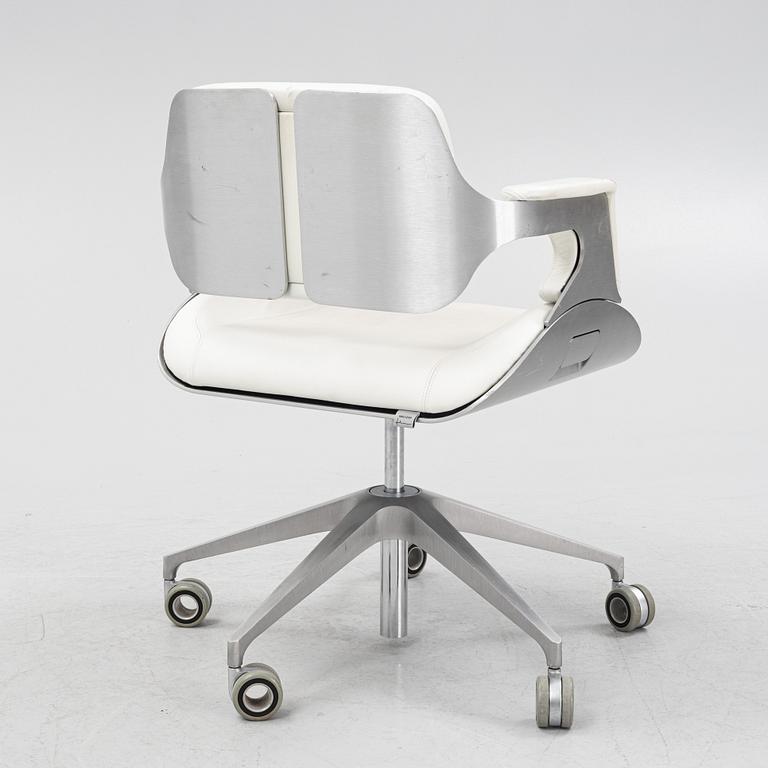 Hadi Teherani, a 'Silver 162S' desk chair, Interstuhl, Germany.