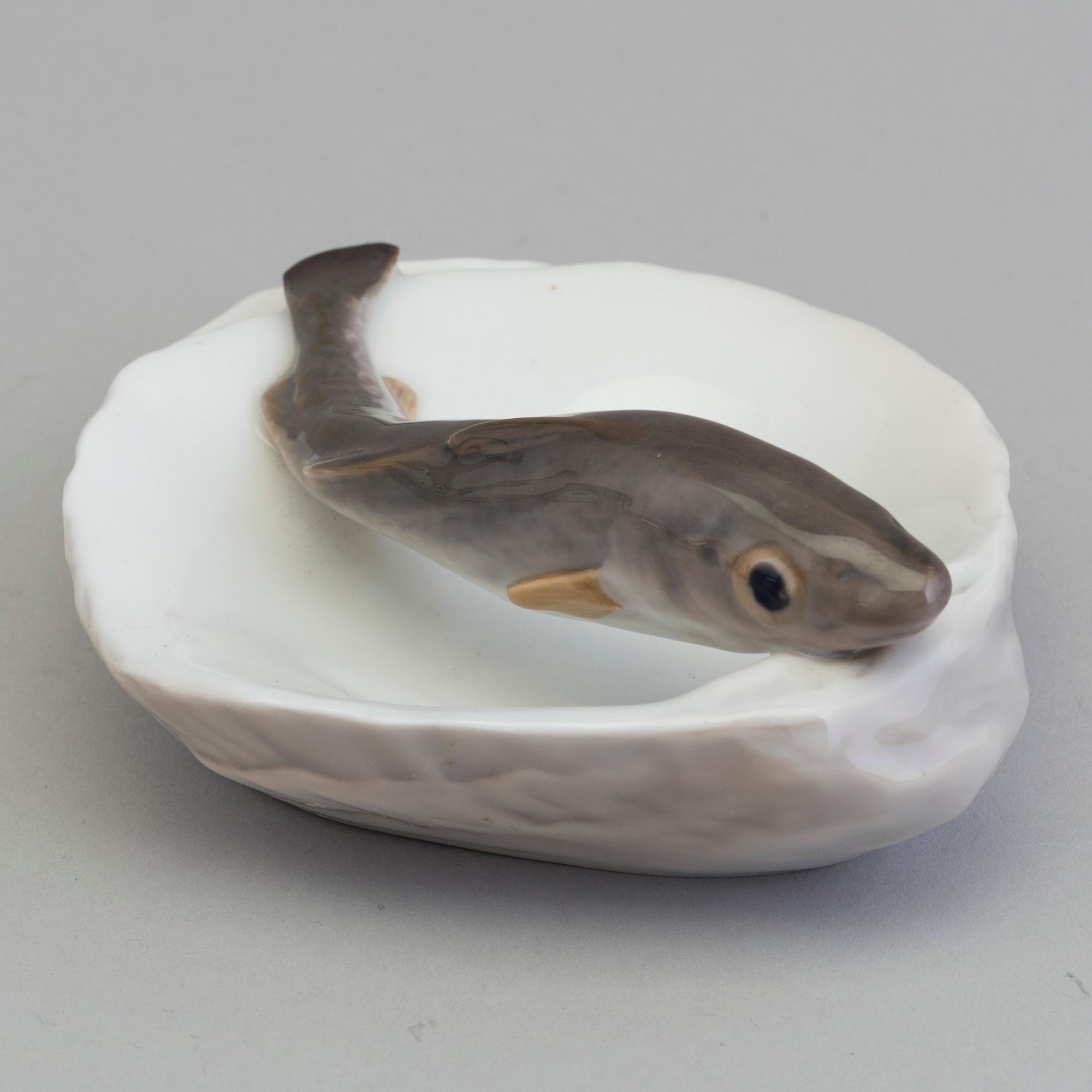 A porcelain tray, Royal Copenhagen, early 20th century.