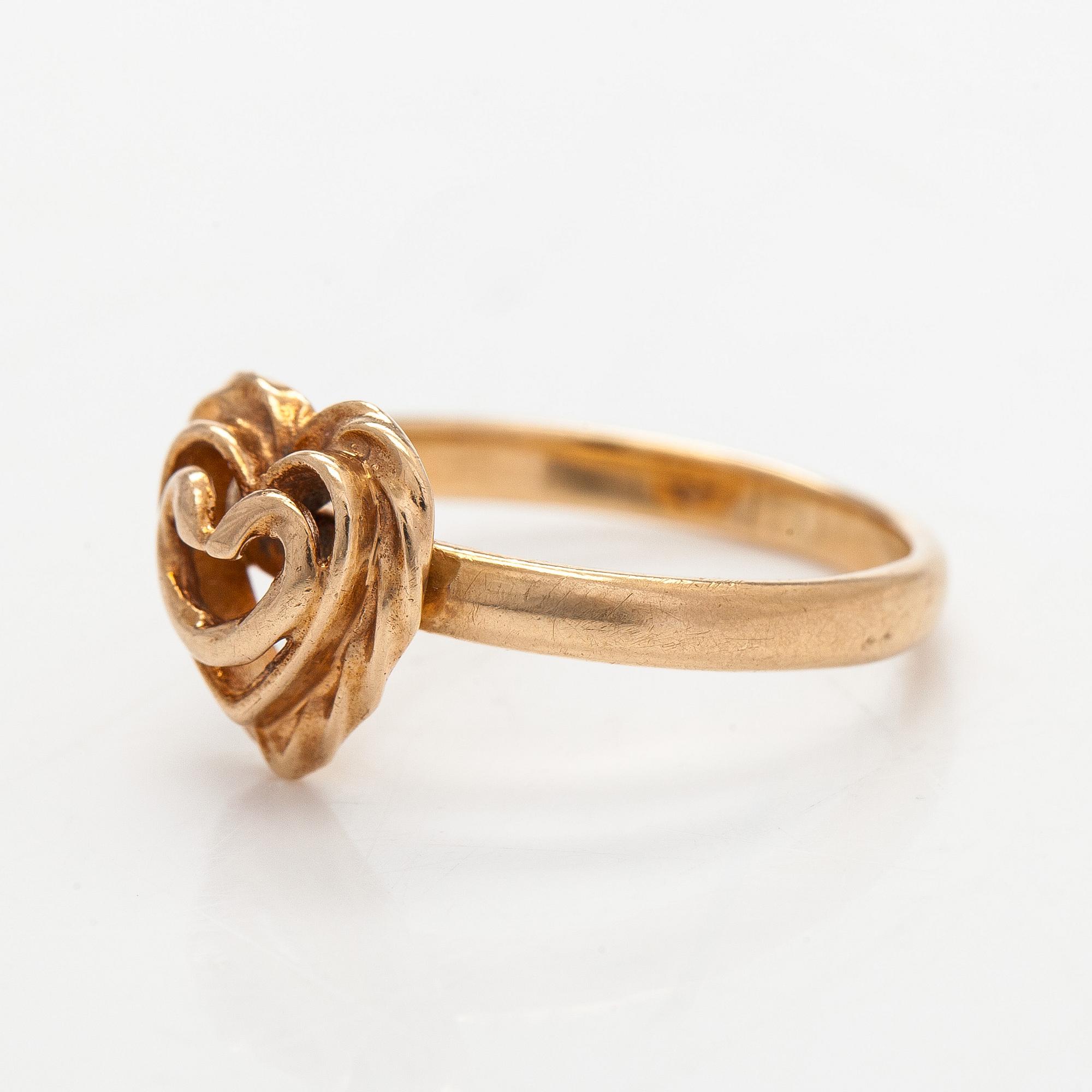 Kalevala Koru, sormus, ”Talon sydän”, 14K kultaa, 2006.