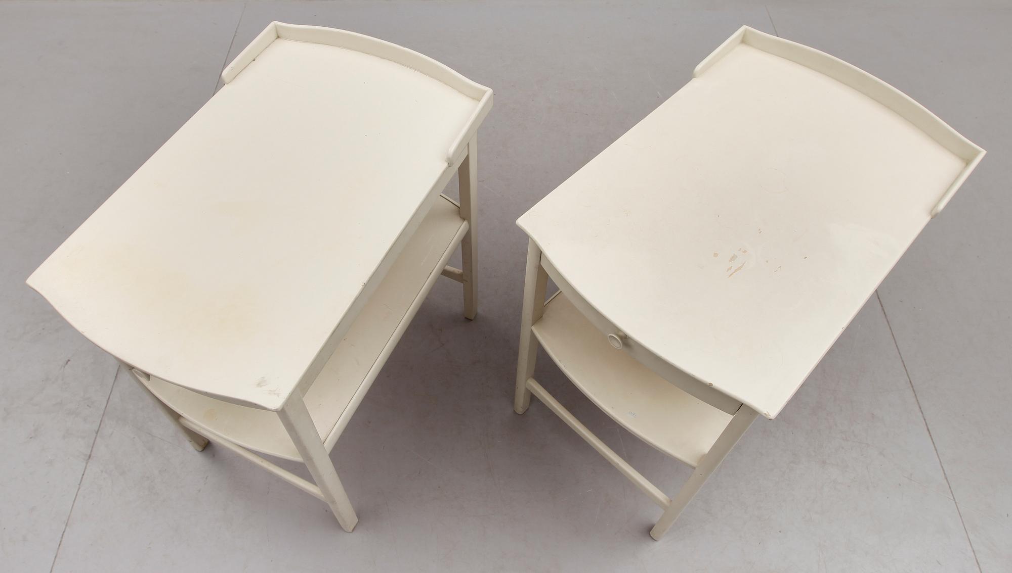 SÄNGBORD, 1 par, Carl Malmsten, Bodafors, 1962 & 1963.