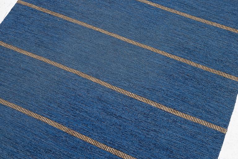 Rug, flat weave, 20th century, approx. 243 x 166 cm.