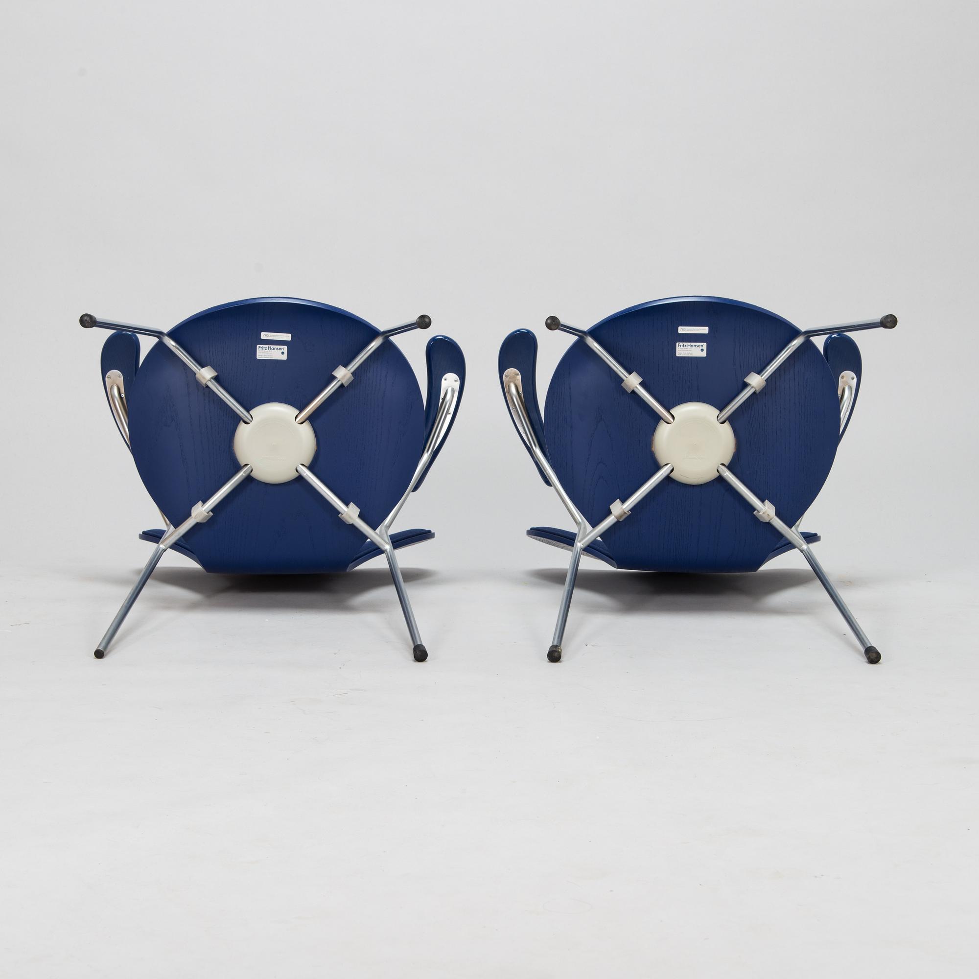 Arne Jacobsen, tuoleja 3+1, "Sjuan", Fritz Hansen, Tanska,1999-2001.