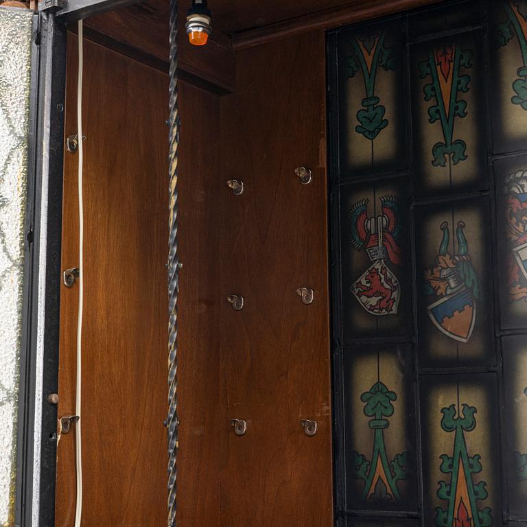 Barskåp, barockstil, 1900-talets andra hälft.