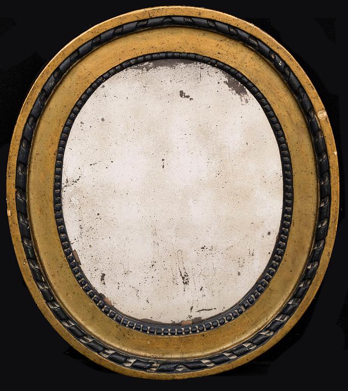 A NICLAS FALKENGREN (1776-1813) GUSTAVIAN MIRROR.