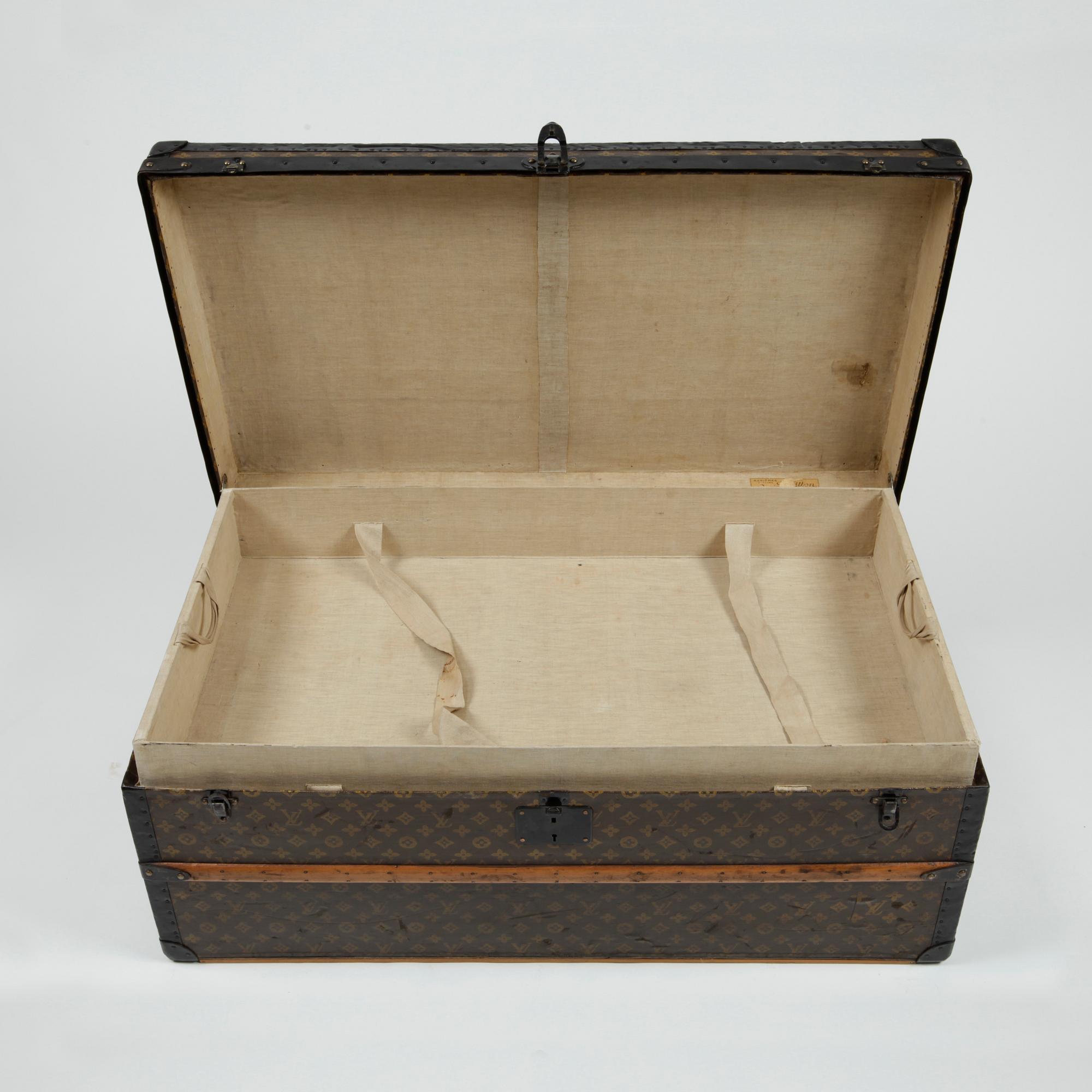 LOUIS VUITTON, koffert, sekelskiftet 1800/1900.