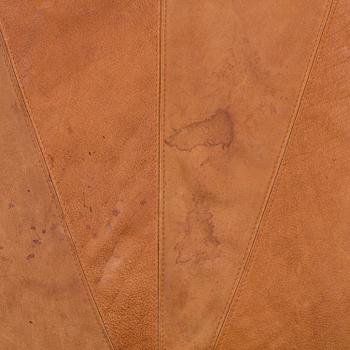 A 1980/90's "Skye" leather lounge chair by Tord Björklund for IKEA.