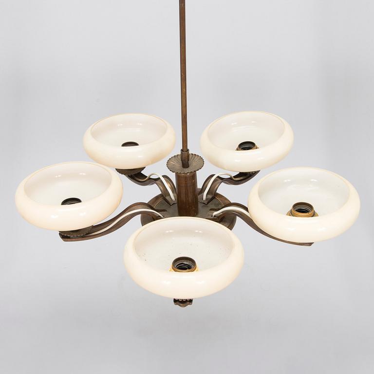 Paavo Tynell, a 1930's '1260/5 chandelier for Taito.