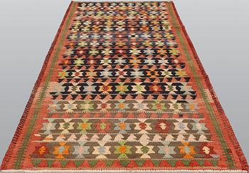 Matta, Persisk Nomad Kelim, ca 324 x 143 cm.