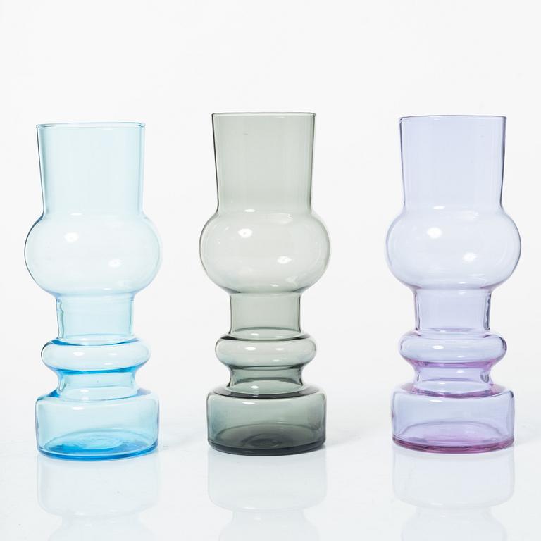 Vaser, 8 delar, Kaj Franck, Nanny Still, Oiva Toikka, Nuutajärvi Notsjö, Finland.