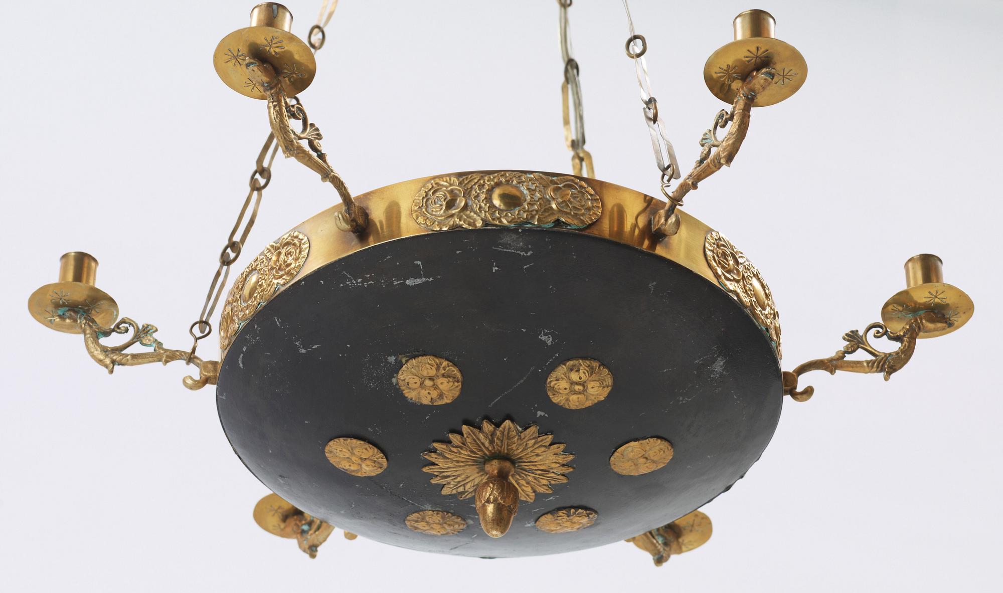 TAKAMPEL, Empirestil, 1900-talets första hälft.