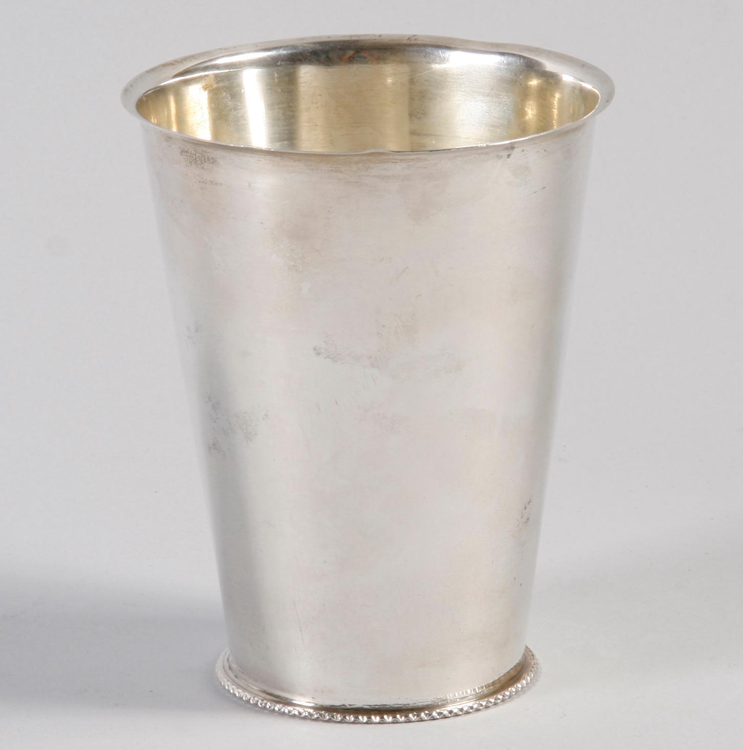 BÄGARE, silver. Arkala, Stockholm 1958.