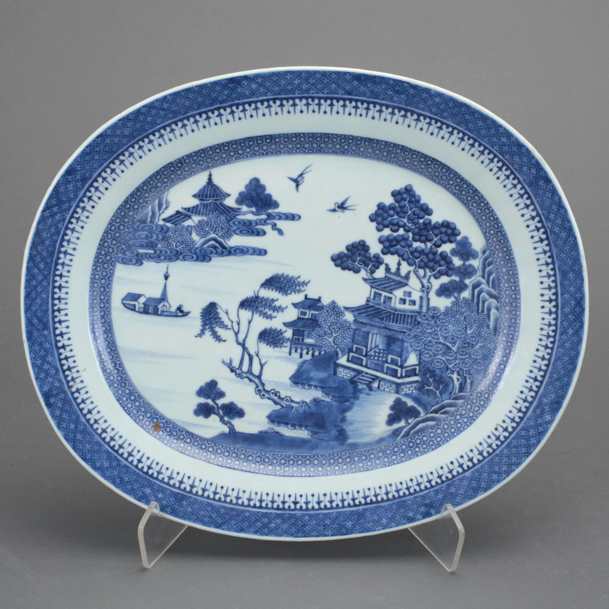 STEKFAT, porslin, Kina, Jiaqing (1796-1820).