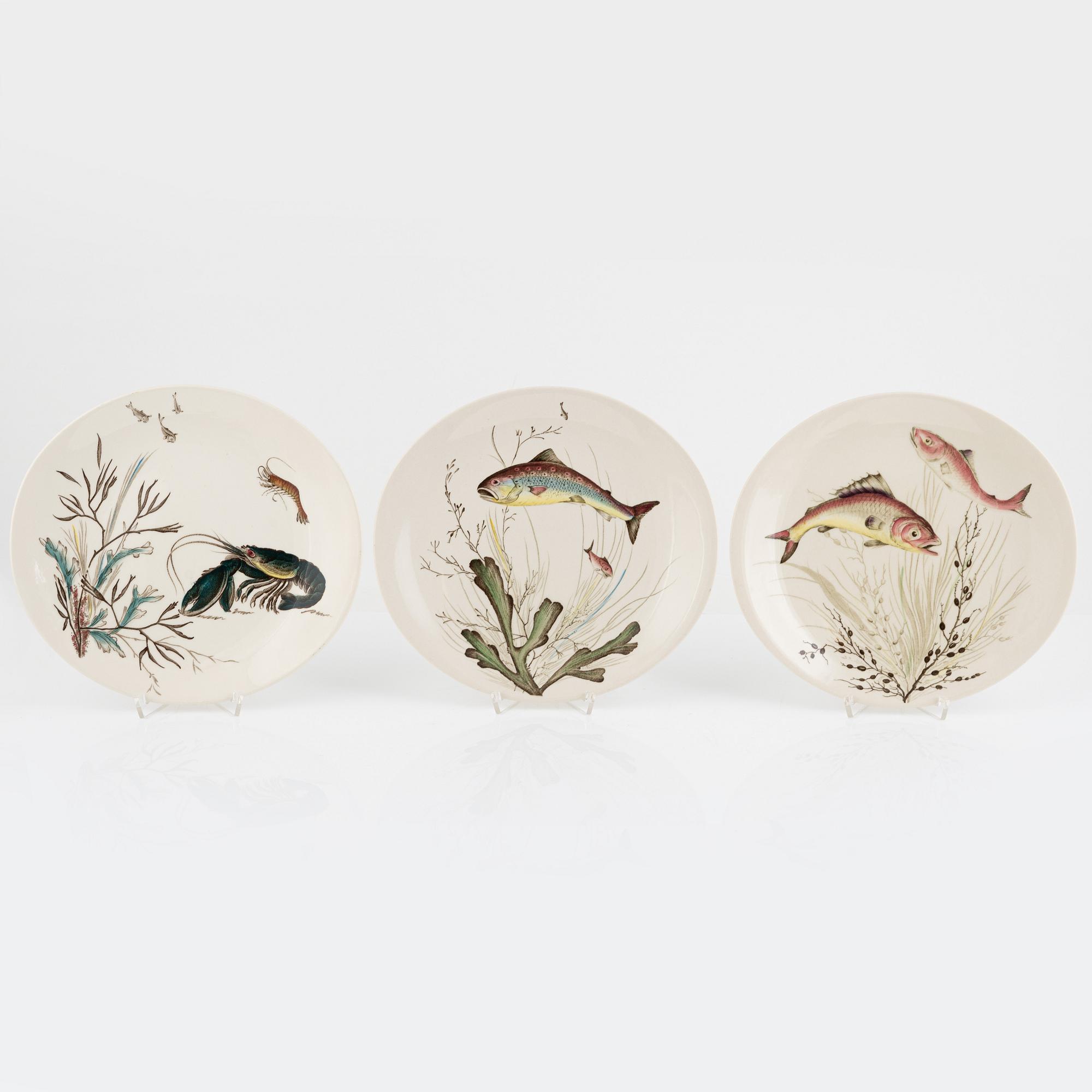 Fisktallrikar, 32 st, flintgods, "Fish", Johnson Bros, England.