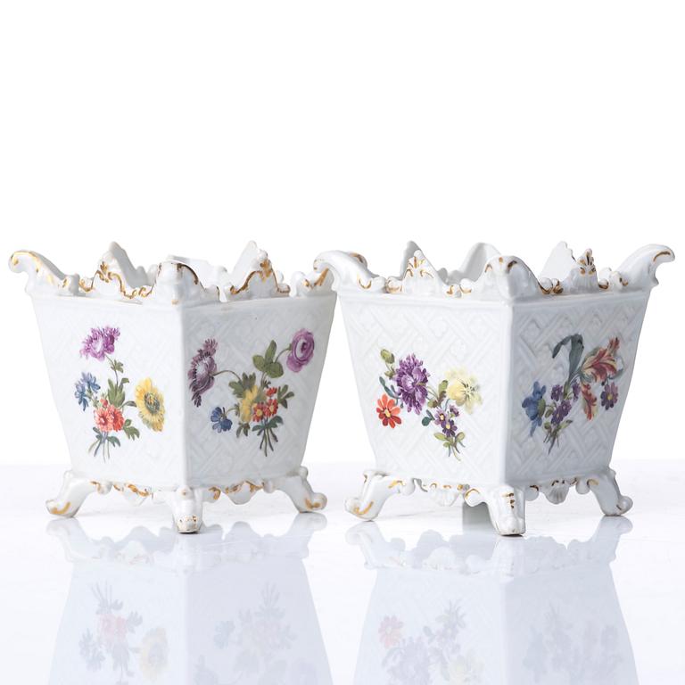 MINIATYRYTTERFODER, porslin. Meissen, 1700-talets mitt.