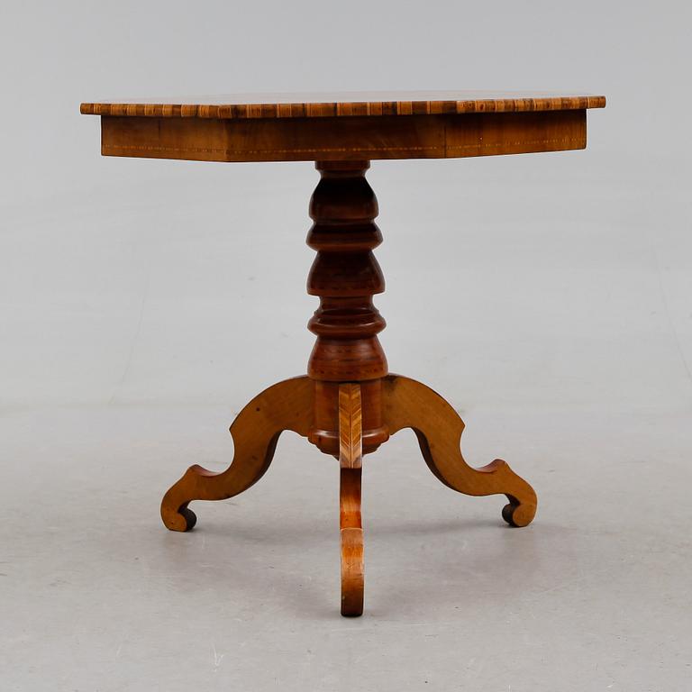 BORD, Italien, 1800-talets andra hälft.