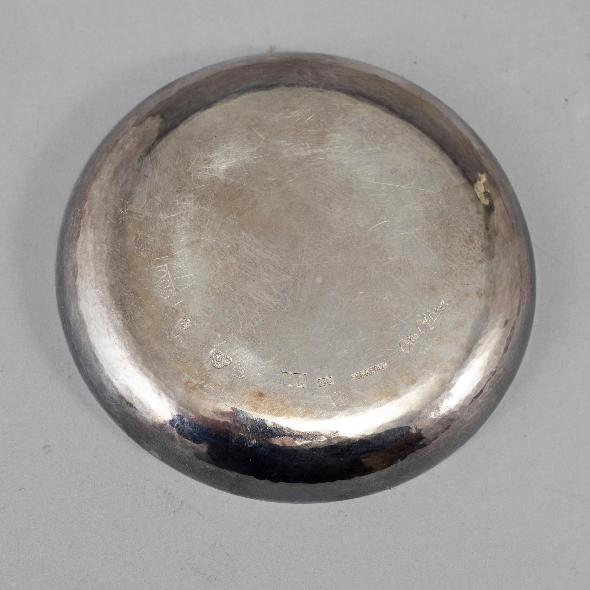 A Sterling silver box by Olle Ohlsson, Stockholm, 1983.