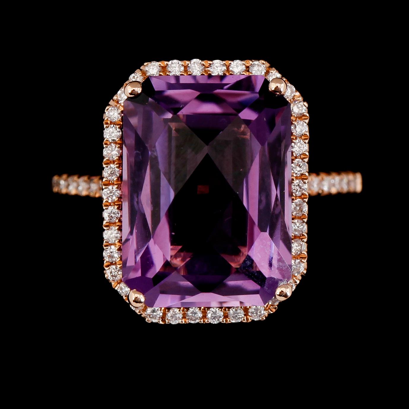 RING, 18K roséguld, diamanter tot ca 0.25 ct, ametist ca 7.85 ct.