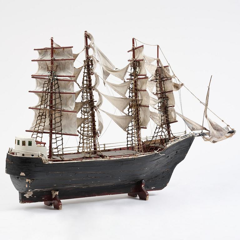 A modell of a ship from Brahestad, Finland, 19th century.