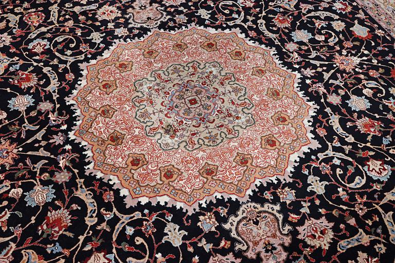 A semi-anqitue/old Tabriz, c. 390 x 296 cm.