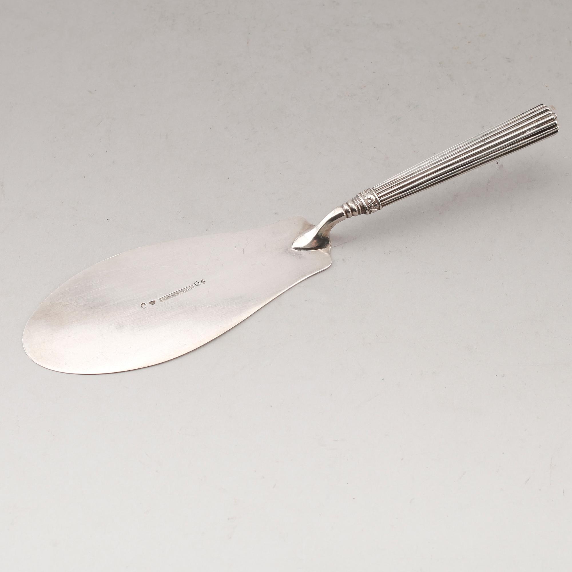 TÅRTSPADE, silver, Barkander & Söhrling, Linköping 1846. Vikt ca 81 g.