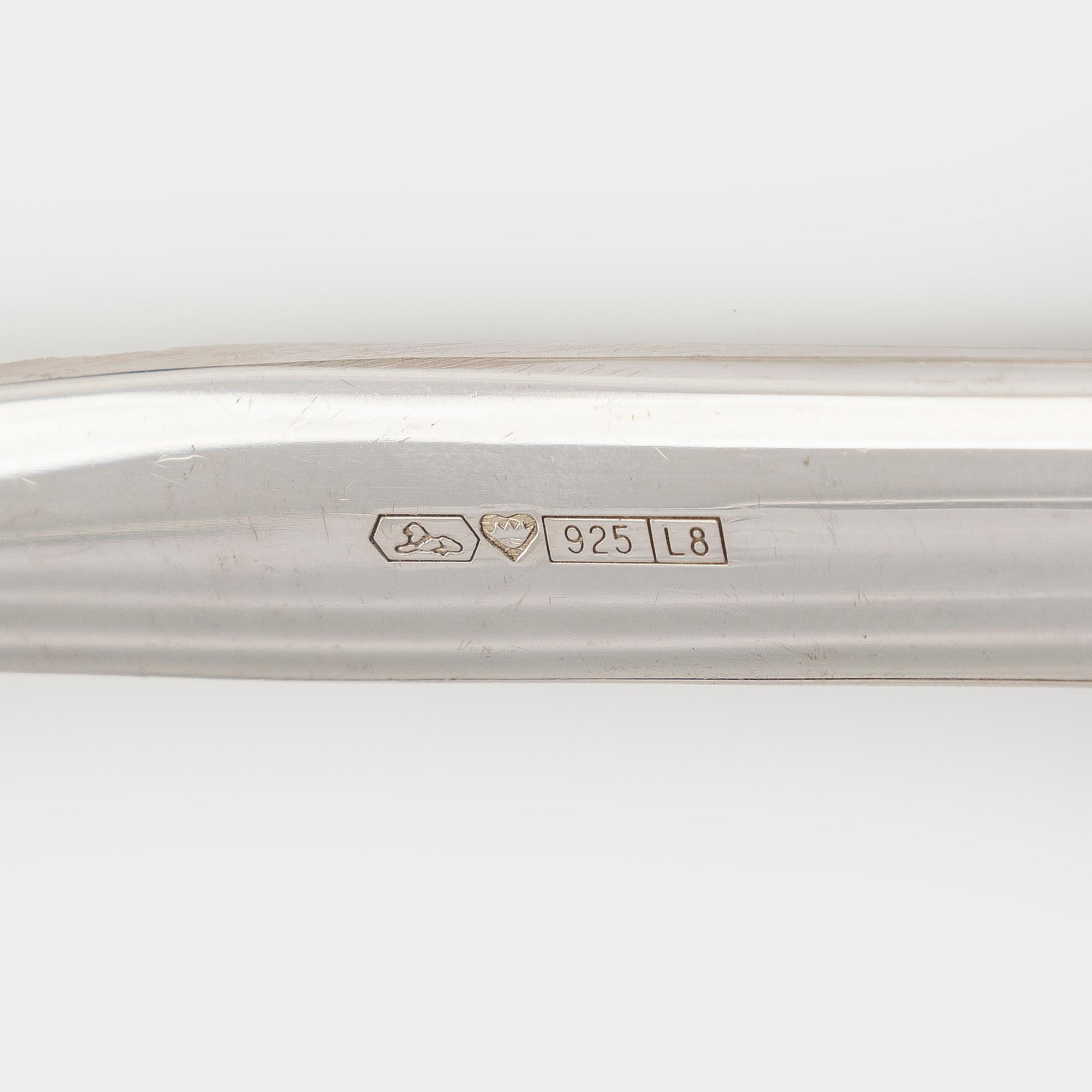 Tapio Wirkkala, Bestickuppsättning "Marski", 98 delar, sterlingsilver, Kultakeskus, Tavastehus 1988. I originalschatull.