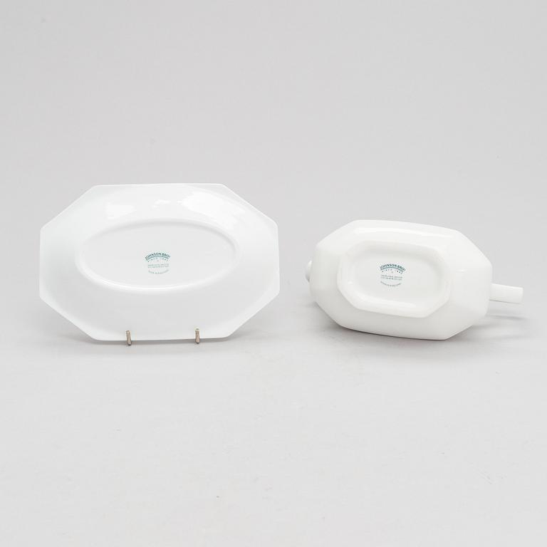 Johnson Bros, ruoka-astiasto "Heritage", 47 osaa, kivitavaraa. Englanti.