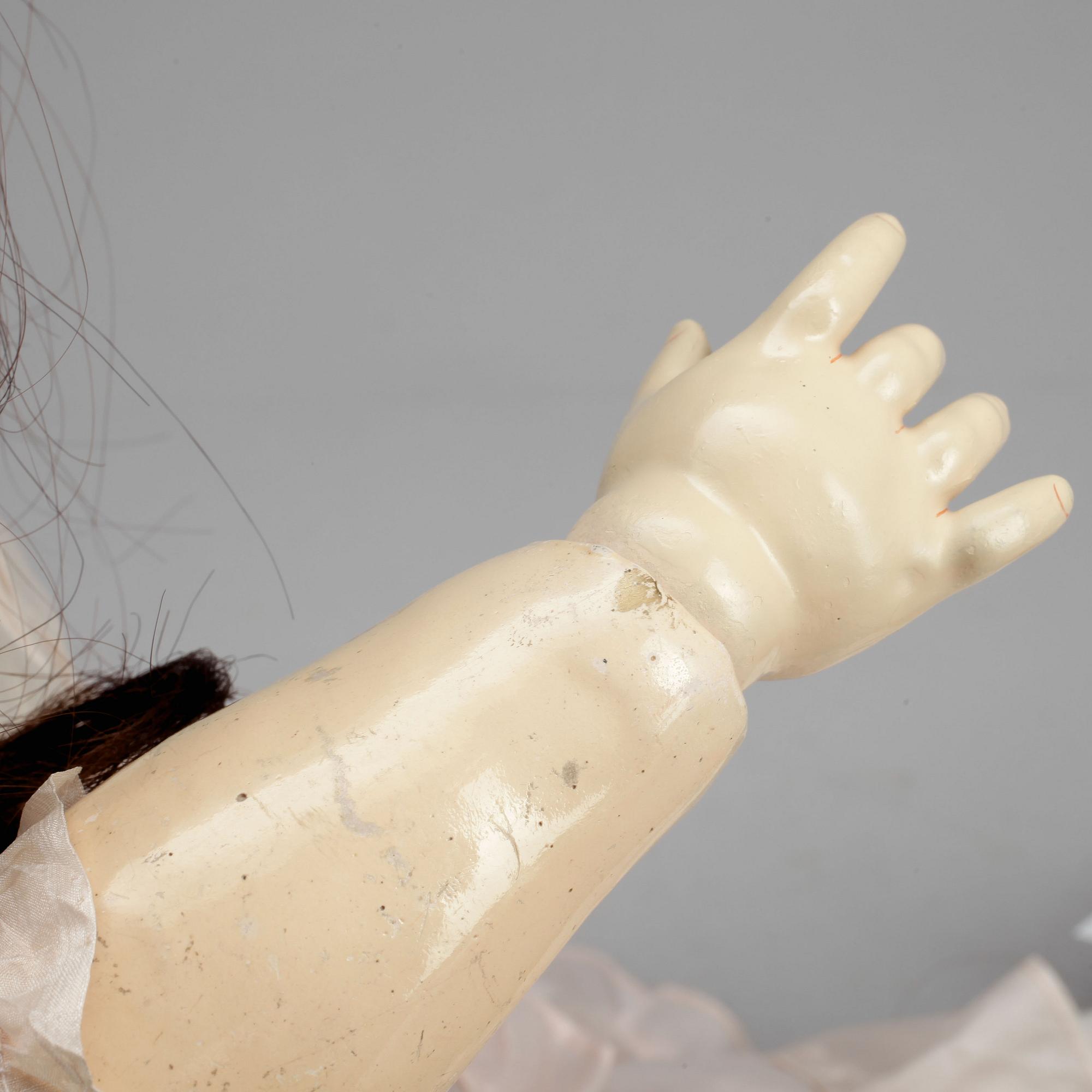 FLICKDOCKA. Biskvi. Simon & Halbig/Kämmer & Reinhardt 76. Tyskland, 1900-talets början.