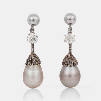 A pair of natural saltwater pearl and diamond earrings. Certificate from the Gem and Pearl Laboratory.