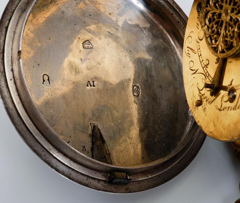 SPINDELUR, 2 st, silver, 1800-talets första hälft.