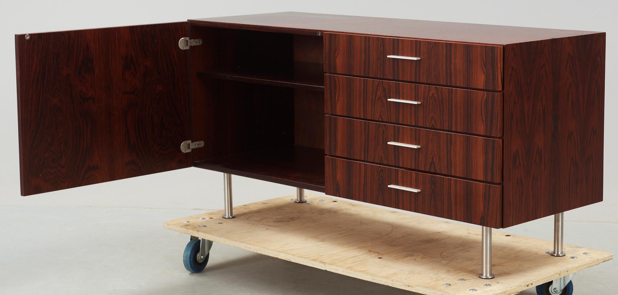 SIDEBOARD, 1960-tal.