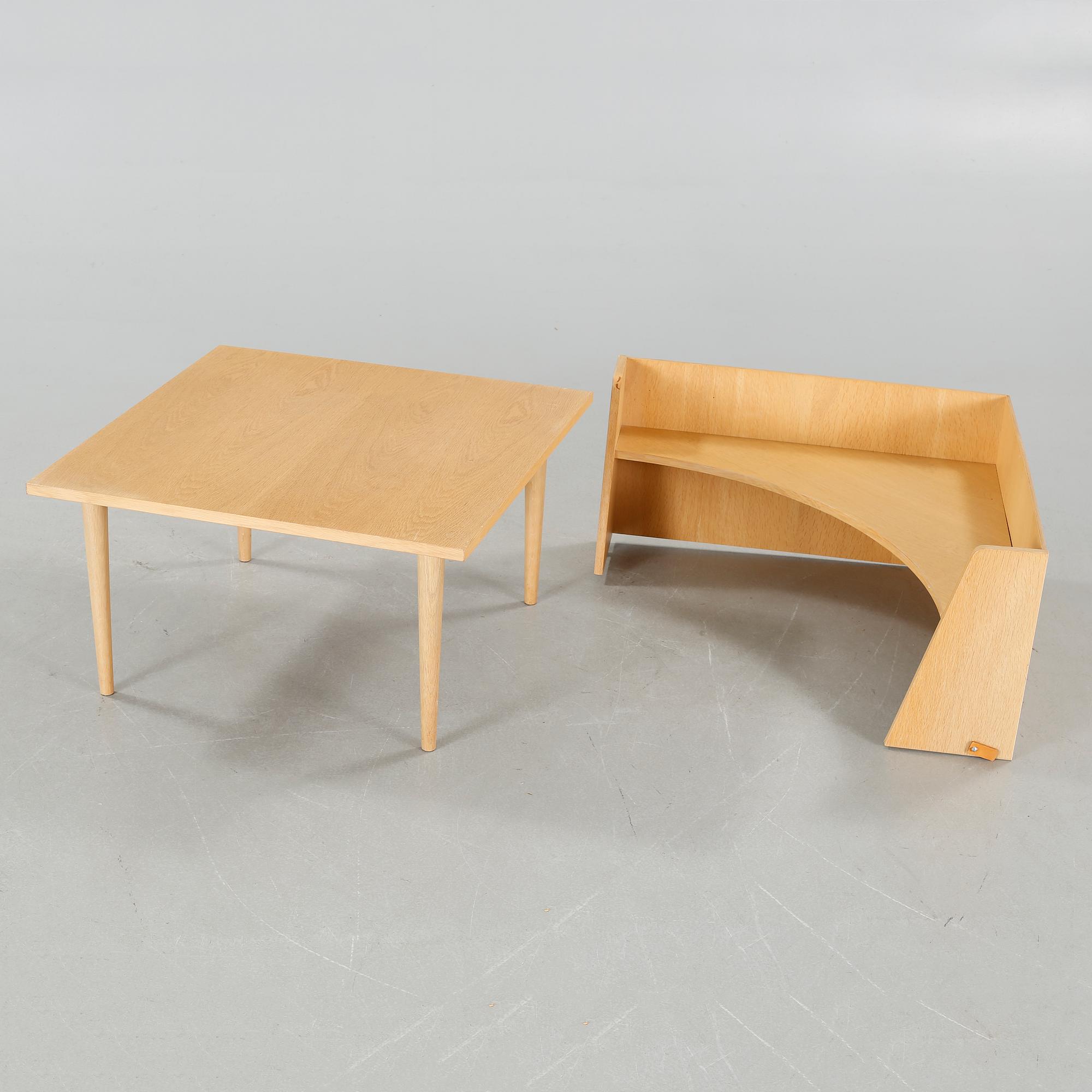 Two sofas and a coffee table by Ingmar Relling, "Svane", by Ekornes Fabrikker A/S, Norway, circa 1970.