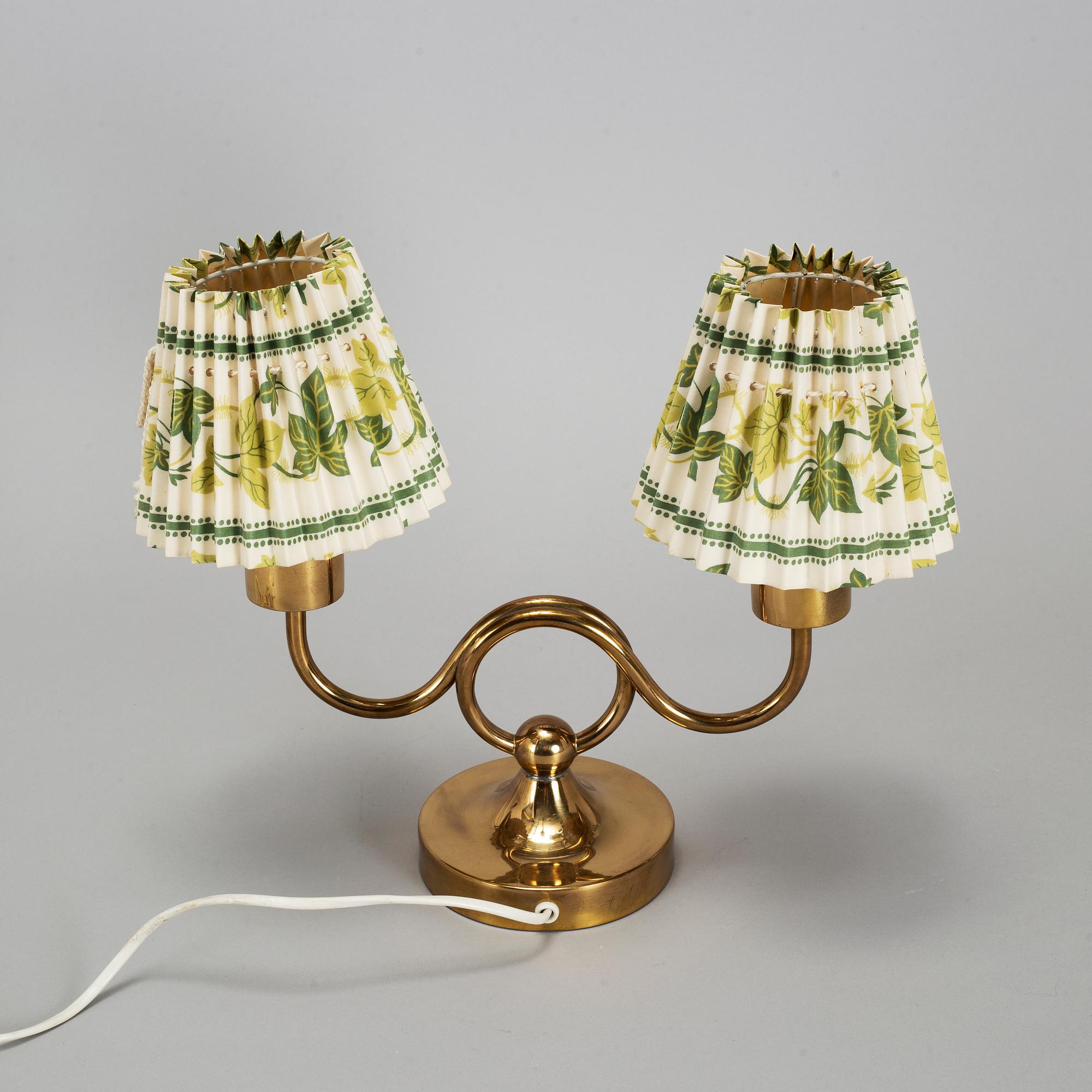 JOSEF FRANK, bordslampa, mässing, modell 2483, för Firma Svenskt Tenn.
