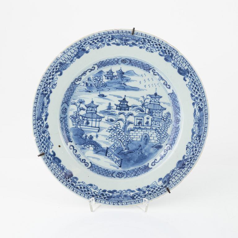 SEven pieces of blue and white porcelain, China, Qing dynasty, 18th-19th century.