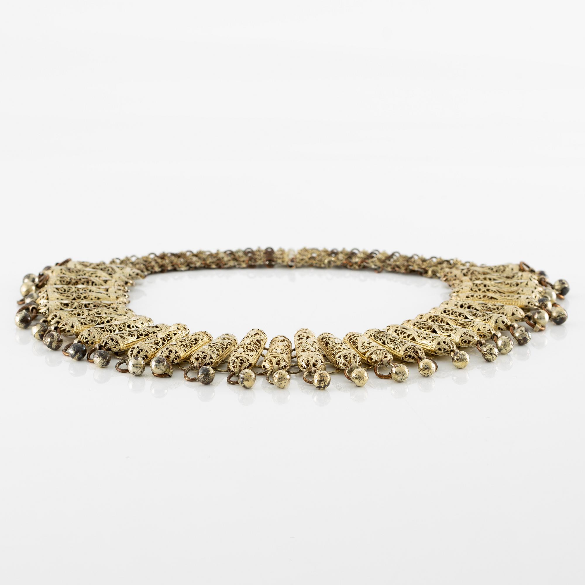 Necklace, along with two pairs of earrings, filigree work, brass-coloured metal.