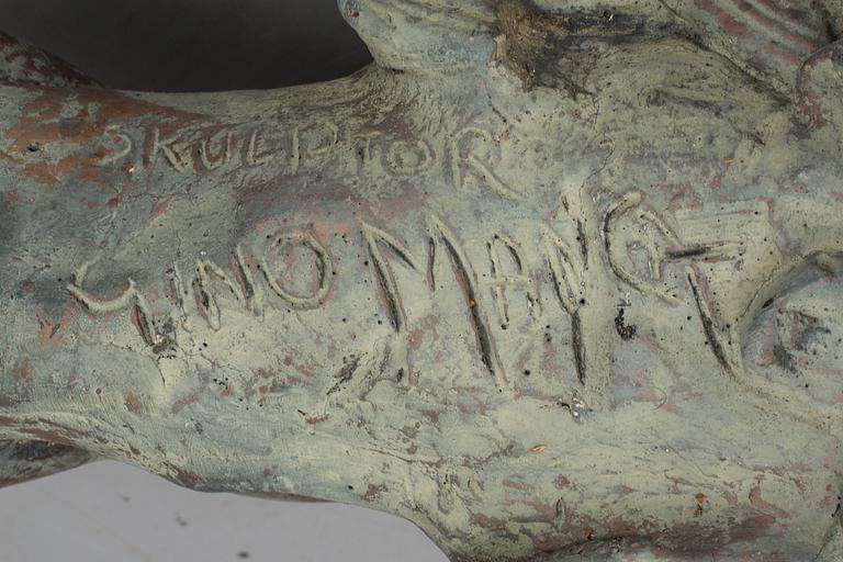 FONTÄNSKULPTUR, patinerad betong, signerad,  Gino Manca. 1960/70-tal.