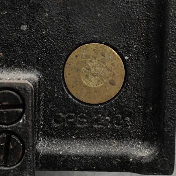 PRINS CARL PHILIP OCH ERIC ERICSON, eldskärm, CPB 2101, gjutjärn och mässing, för Firma Svenskt Tenn.