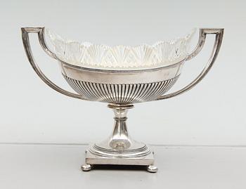 JARDINJÄR, silver, K Andersson, Stockholm 1906. Vikt ca 1026 gram.