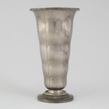 A Art Deco pewter vase from CG Hallberg, 1929.