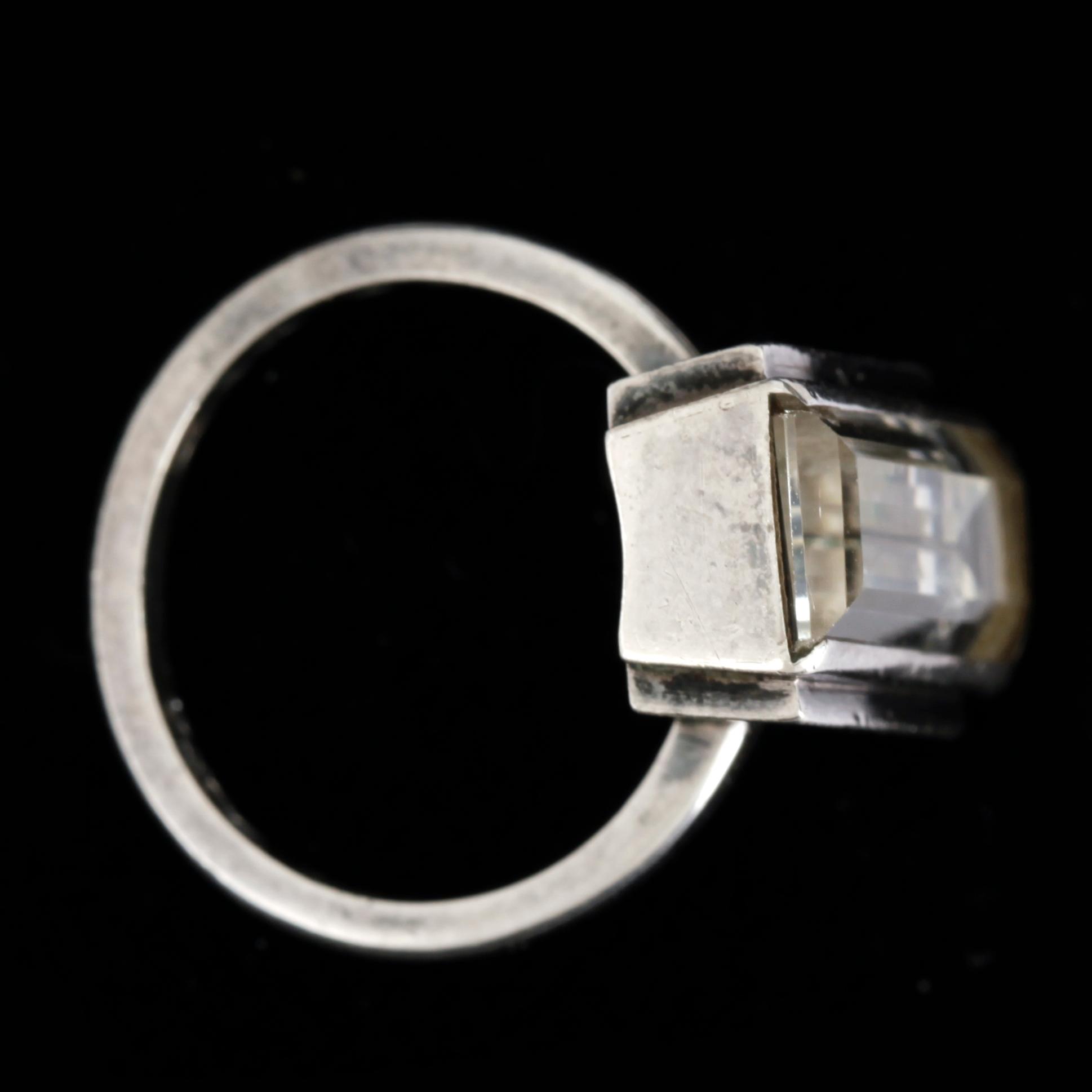 RING, silver och bergkristall, Wiwen Nilsson, Lund. Vikt ca 7 gram.