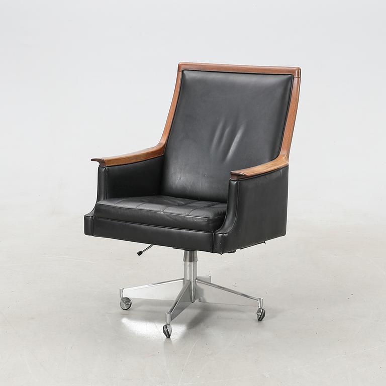 Torbjörn Afdal, desk chair from the "Minerva" series for Bruksbo Mellemstrand Norway 1970s.