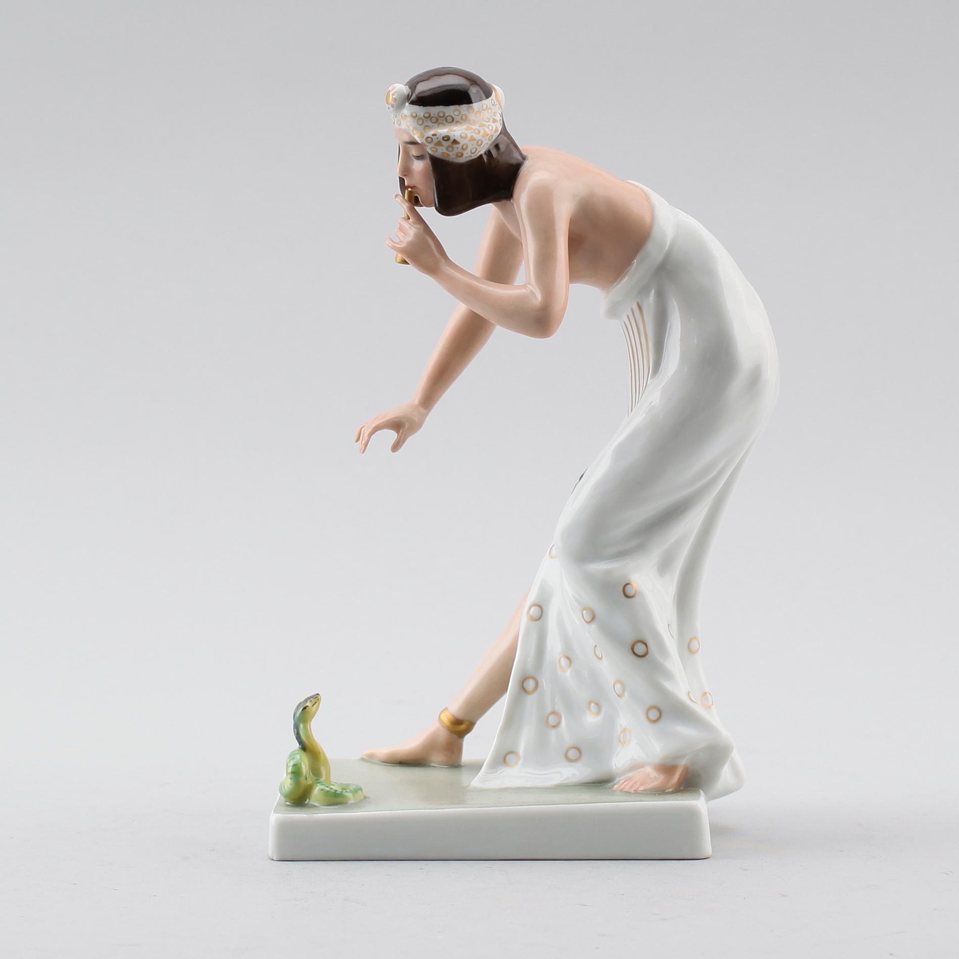 FIGUR, porslin, Berthod Boehs, Rosenthal, 1900-talets första hälft.