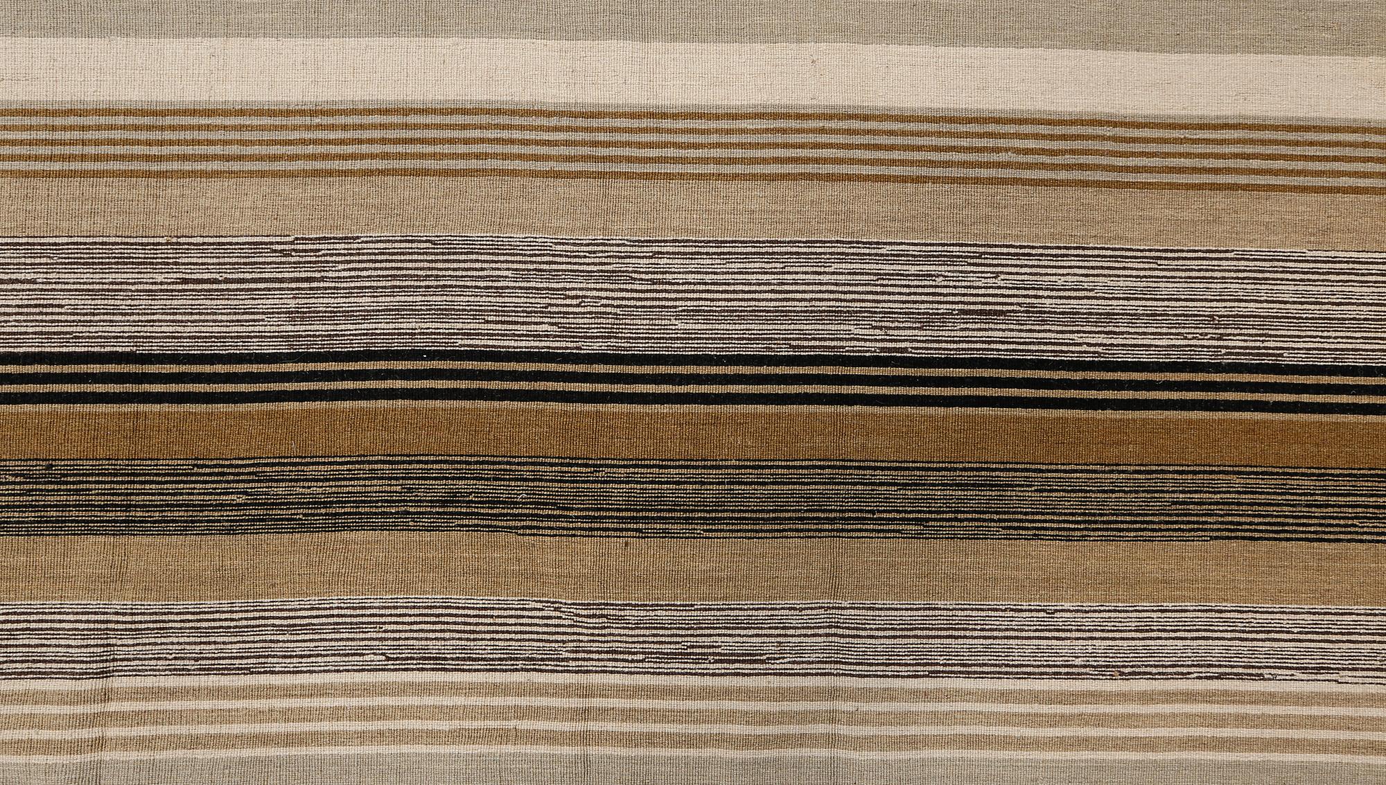 MATTA, 1900-talets andra hälft, ca 303 x 197 cm.